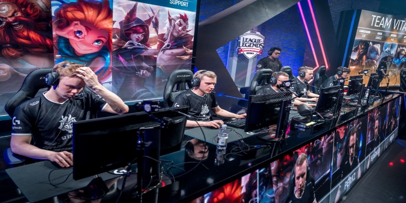 Esports – Không khí cạnh tranh hiện đại